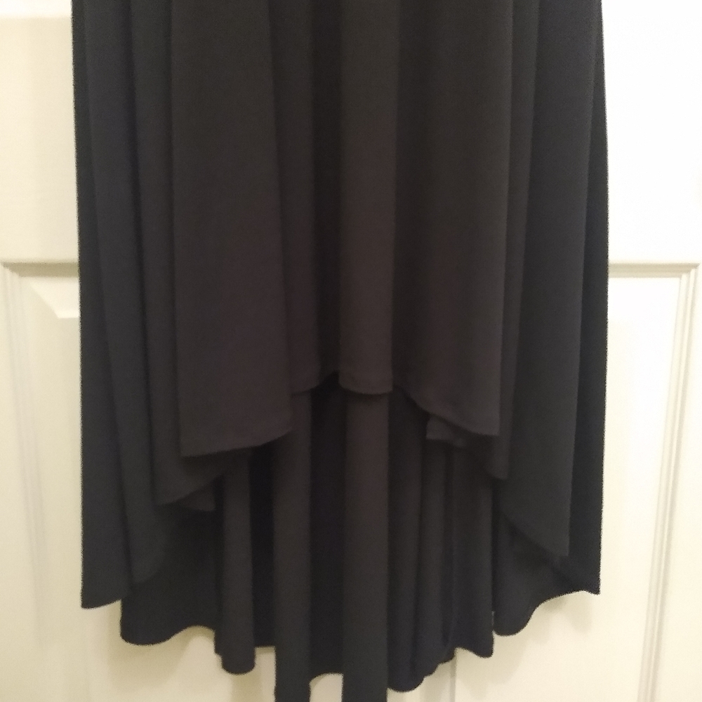 Dress - Picture 6 of 6